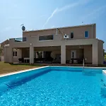 Holiday home Amazing In With Sauna *