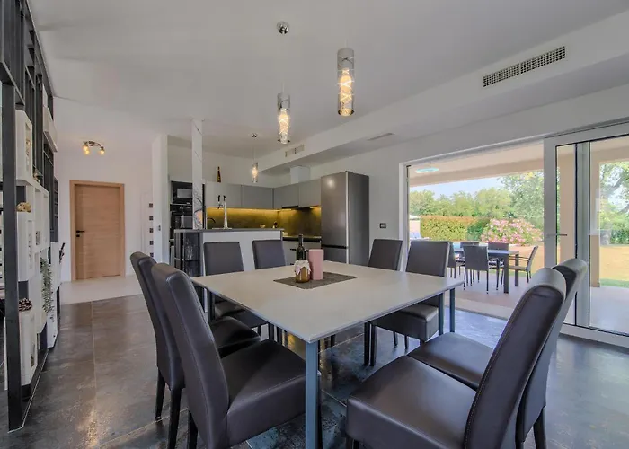 Сasa de vacaciones Awesome In With Sauna *