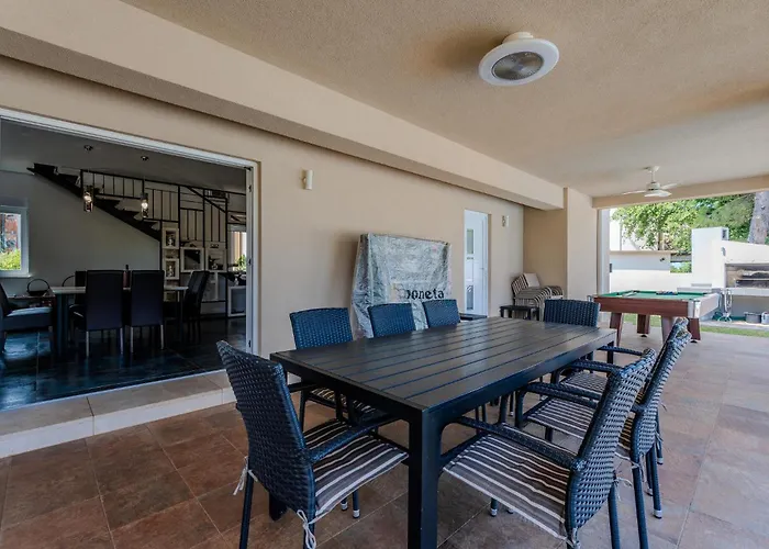 Awesome In With Sauna