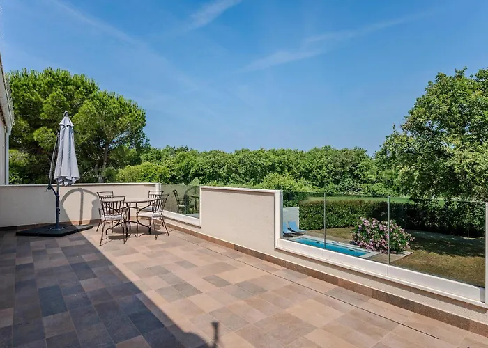 Awesome In With Sauna * Brtonigla