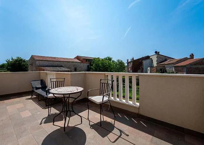 Awesome In With Sauna Сasa de vacaciones Brtonigla