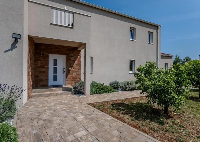 Awesome In With Sauna * Brtonigla