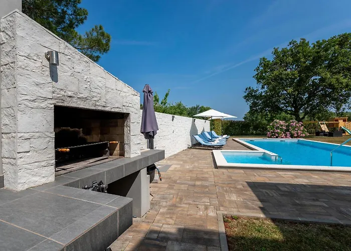 Awesome In With Sauna * Brtonigla