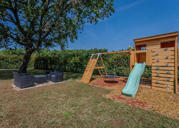 Awesome In With Sauna Сasa de vacaciones *